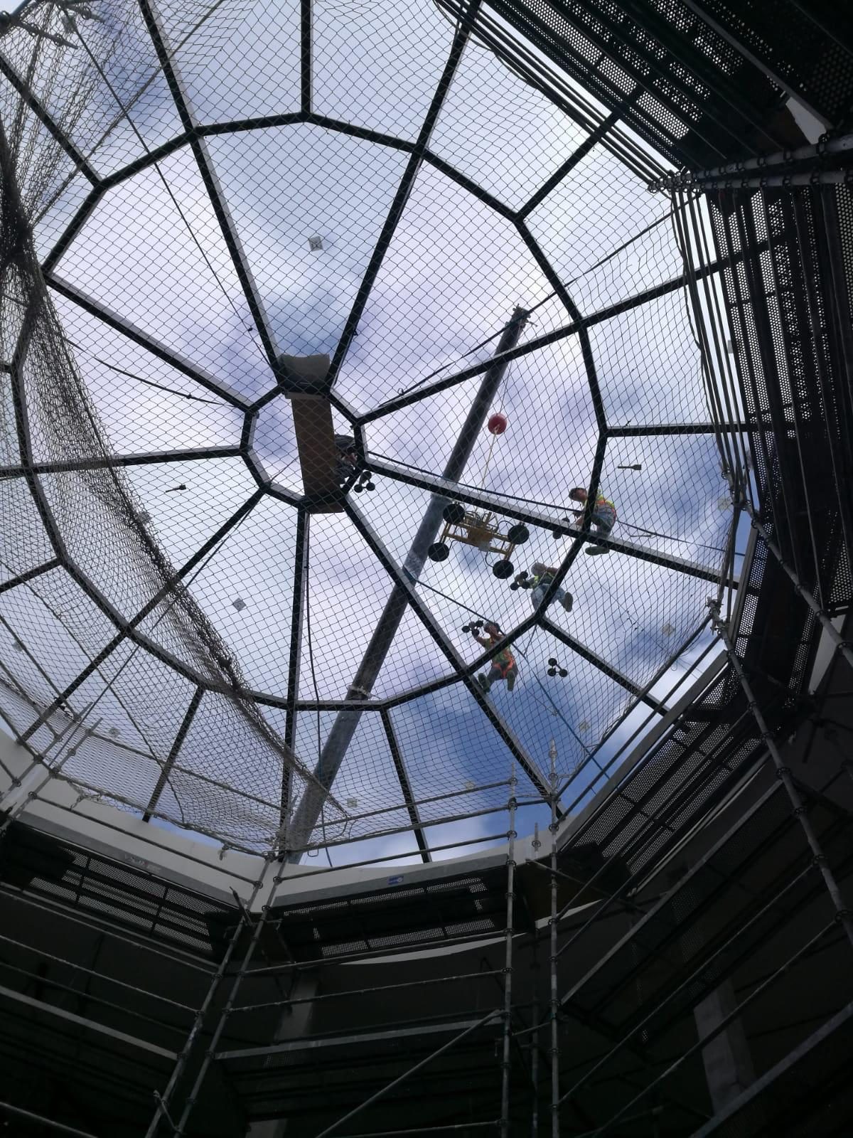 Cúpula acristalada vista desde el interior